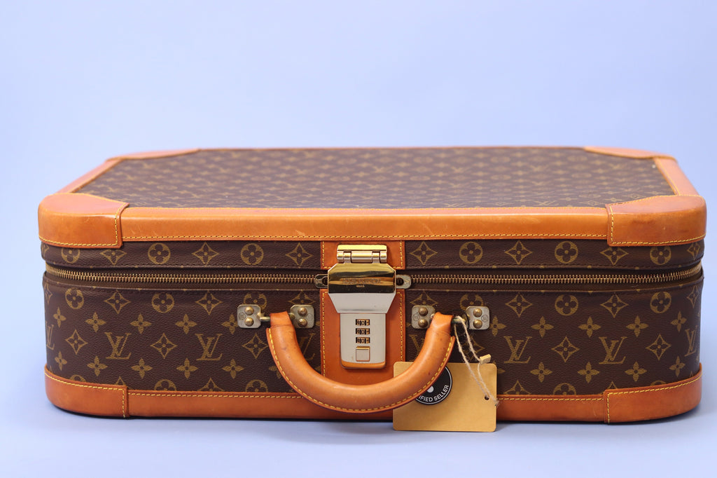 Louis Vuitton Monogram Canvas Hard-Sided Suitcase Brown Medium.