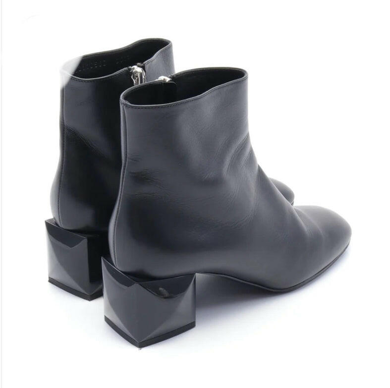 Hermes Black Leather Ankle Boots Size 39.