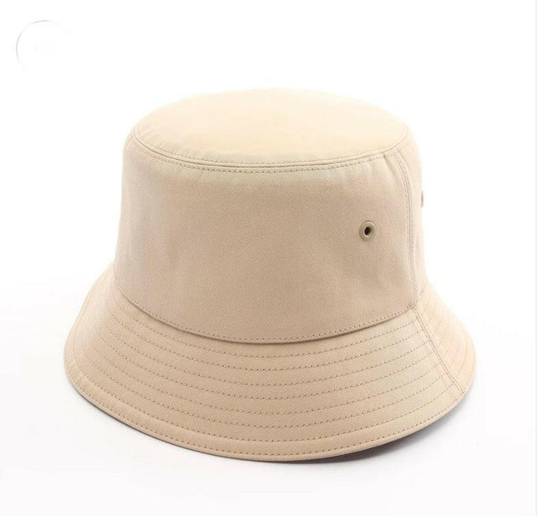 Burberry Beige Bucket Hat Size S.