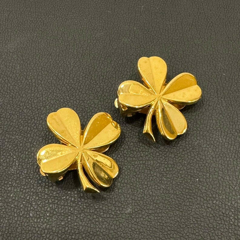 Chanel Clover Clip-On Earrings Gold-Tone Floral Design Authentic Vintage Jewelry.