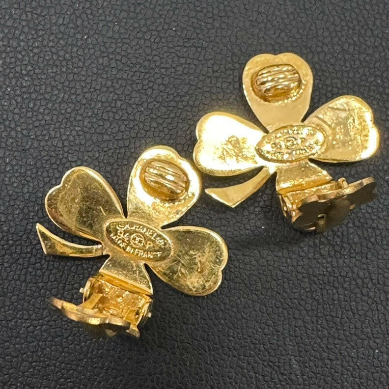 Chanel Clover Clip-On Earrings Gold-Tone Floral Design Authentic Vintage Jewelry.