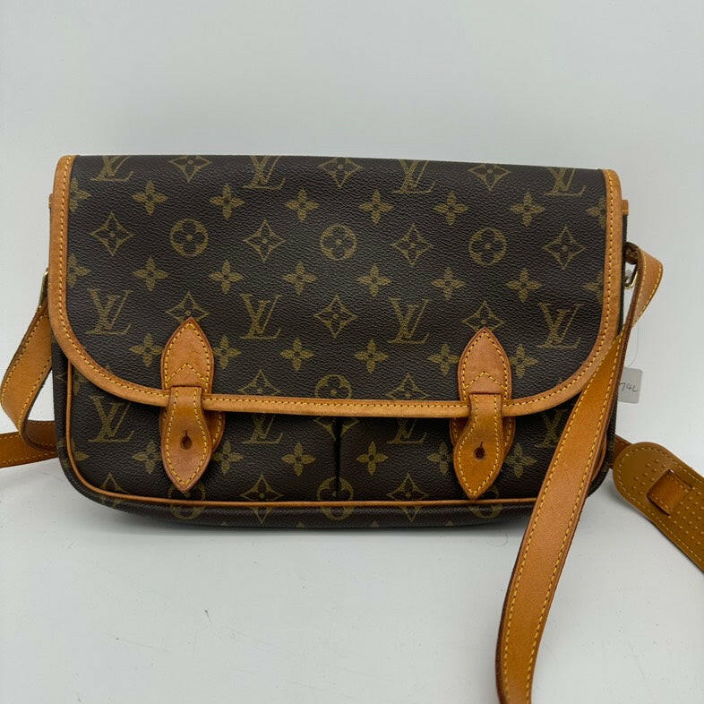 Louis Vuitton Monogram PVC Crossbody Bag - Brown Medium Size.