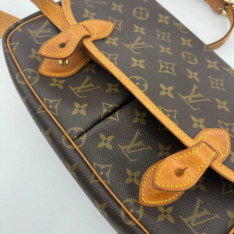 Louis Vuitton Monogram PVC Crossbody Bag - Brown Medium Size.