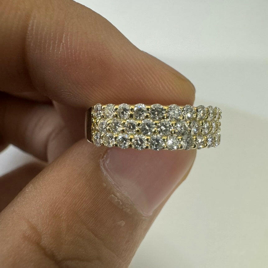 K18 Yellow Gold Diamond Ring 1.00ct 4.3g 3-Row Pavé Setting.