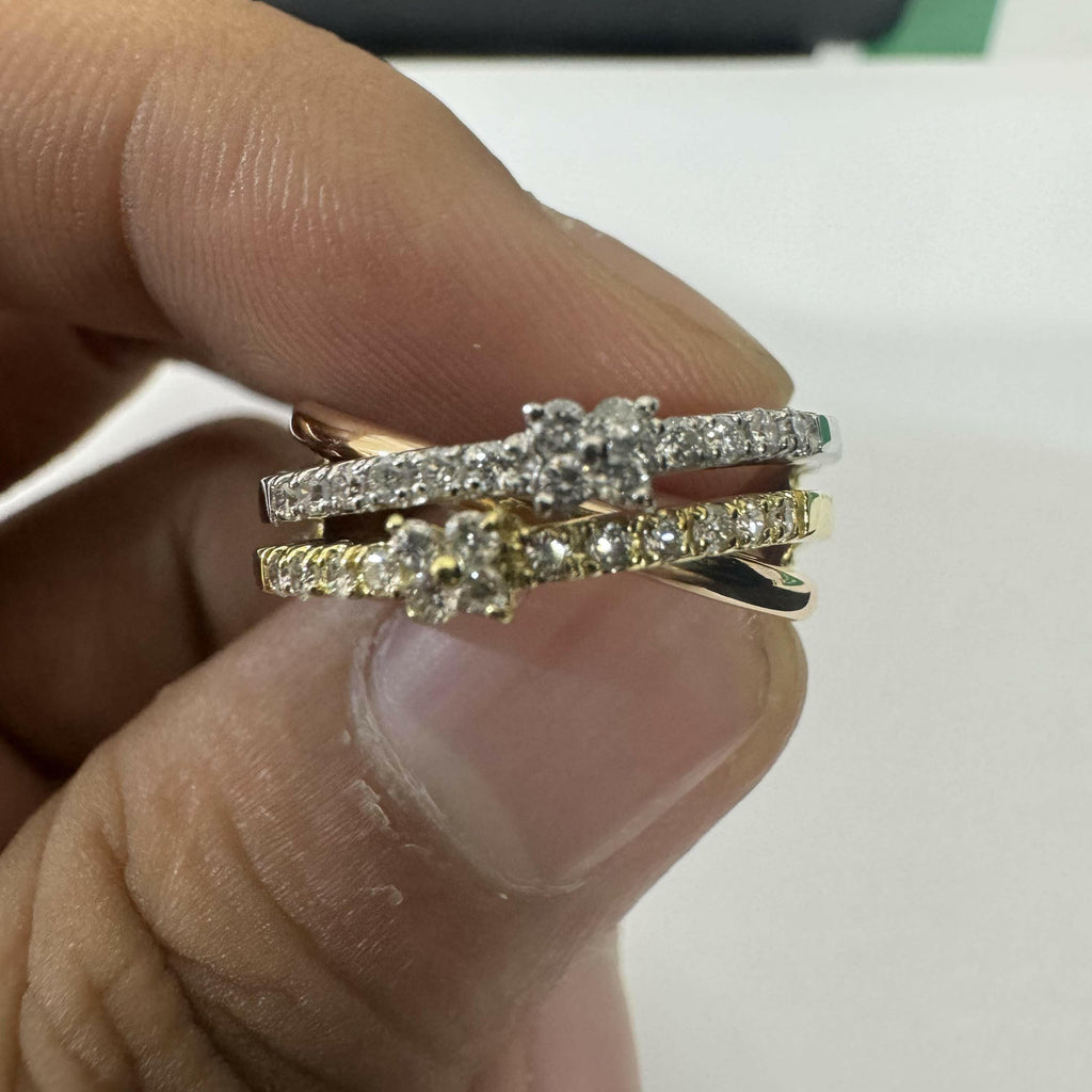 Stunning PT900 Diamond Rings 0.30ct, 4.5g - White & Yellow Gold Collection.