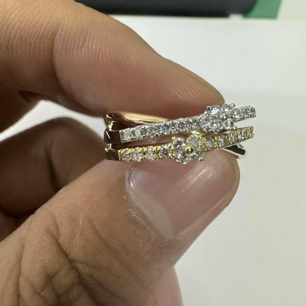 Stunning PT900 Diamond Rings 0.30ct, 4.5g - White & Yellow Gold Collection.