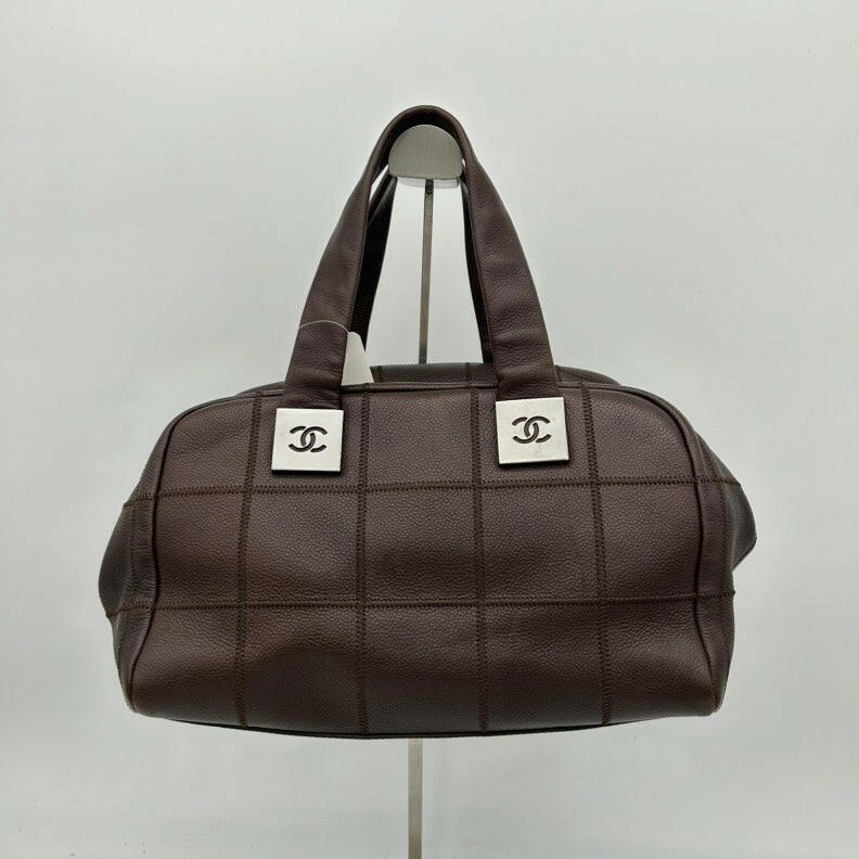 Chanel Brown Leather Shoulder Bag - Medium Size.